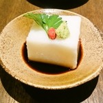 焼鳥 行雲 - お通しの「山芋豆腐」