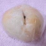 パン屋カフェ キャトル - ベーカリーコーナー：こしあんパン