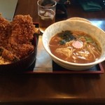 新亀本店 - レギュラーソースランチ(味噌ラーメン)【料理】