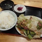 Horumonya Dan - ミックスホルモン焼き定食