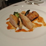 ラ・トルテュ - ホロホロ鳥のロースト
      シードルヴィネガーソース