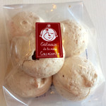 ガトー・デュラ・メール・スリアン - ココナッツメレンゲ　税込160円