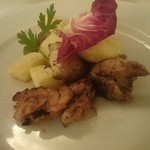 ZONA ITALIA - 前菜   鶏とポテトの備長炭焼き