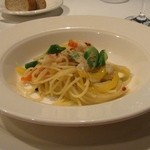 レスタジ - カニと夏野菜のスパゲッティーニ