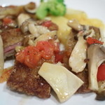 マルコ 102 - 三元豚のソテー、シャリビンソース