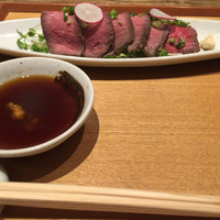暗闇坂宮下 丸の内店 - ローストビーフ