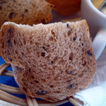 木苺 - 自家製パン1です