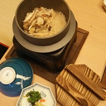 Saginoyusou - 夕食（きのこの釜飯）