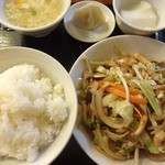 大上海 - 豚肉と五目野菜炒めです。