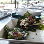 さわらびカフェ - ちょっとちっちゃなタコがちょこんと載っています。