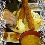 和風レストラン 鼎 - 大きな大きなエビフライ