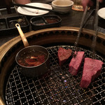 SATOブリアン にごう - このニンニクのタレが絶品