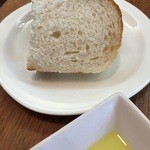 プリムローズ - 自家製パン