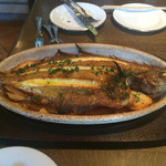 コリス - カレイのロースト  じゃがいもの上に