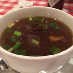 The Cowboy House - ニンニクと赤唐辛子のスープ