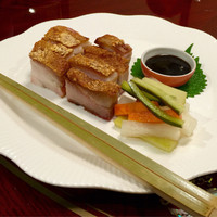 中華街 桂宮 - 広東風皮付き焼豚バラ肉
