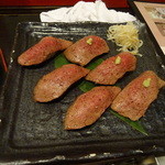 焼肉もとやま - 本日の和牛にぎりでございます