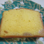 メリーチョコレート - 料理写真:角切りのさつまいもをスイートポテト風味生地に練りこんで焼き上げたケーキです。

