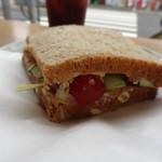 サンデーベイクショップ - サンドウィッチ・デー　うーん、ご愛嬌か