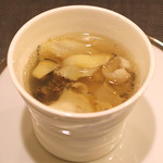 レンゲ - 鮑とキヌガサ茸のスープ　(2015/09)