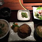 Koube Gyuu Sumibiyakiniku Ikuta - ランチ ハンバーグ定食