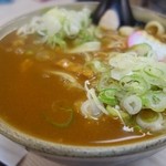 うどんのいなや - カレーきしめん+生玉子、ネギ