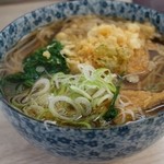 うどんのいなや - かけそば+きつね、たぬき