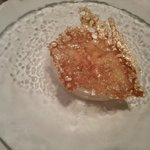 ラ・ブランシュ - バナナを牛乳で煮たもの、アーモンドチュイル添え