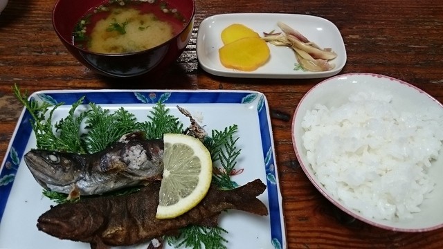 川上アマゴセンター 寺前 郷土料理 その他 食べログ 川上アマゴセンター 寺前 郷土料理 その他 食べログ