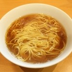 麺屋 すずらん - 2015 #084 ＠うすくち正油のかけラーメン～追いがつお／本枯れ節使用 ￥600