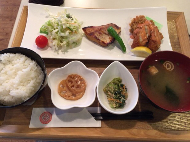 キッチンおひとつや 二中通 定食 食堂 食べログ