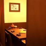 炭焼ろまん家 - お子様も安心のベンチシート＆ベビーチェア有ります。