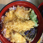 藤よし - 天丼も関西風で優しい味です。