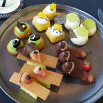 ザ・ラウンジ byアマン - ブラックアフタヌーンティー