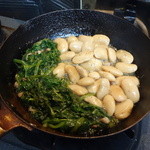 メツゲライ・トキワ - ベーコンは白いんげん豆とほうれん草で