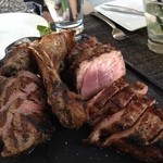 Beachhouse at the Moana - ポーターハウス
            Ｔボーンステーキ(1000g)　　2015.07.22