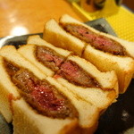 立呑み ほるもんBar おかだ - 和牛ハラミカツサンド