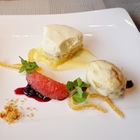 Cucina Italiana 東洞 - デザート　はちみつムース、キャラメルジェラート