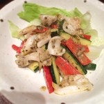 七伍屋 - ツブ貝とズッキーニのバジルソース