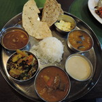 【マドラス・ヴェジ・ミールス】２０００円(税抜き)