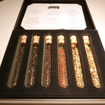 ライラ - ランチコース 5443円 の紅茶のサンプル