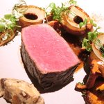 ライラ - ランチコース 5443円 のしんたま(内腿)のソテー 野菜添え