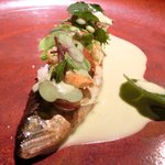 ライラ - ランチコース 5443円 の鮎の丸焼き彩り野菜添え