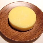 ライラ - ランチコース 5443円 のバター