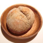 ライラ - ランチコース 5443円 のパン