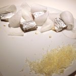 ライラ - ランチコース 5443円 のイワシのプラチナ仕立て大根とコンテ添え