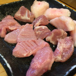 立喰い焼肉 治郎丸 - 豚ホルモン各種