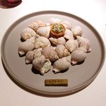 ライラ - ランチコース 5443円 のつぶ貝のタルトと鮑のソース