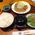 元祖くじら屋 - 天ぷら定食(日替わり）１０００円