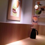 林屋茶園 京・スイーツ - 店内 カウンター ③